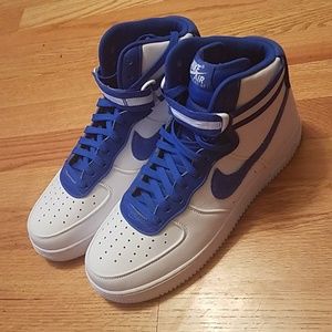 Nike Air Force 1 Kentucky